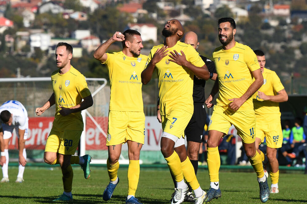 Poznato lice se vraća: Abdulahi novo/staro rešenje za Arsenal | Rolaj-me Fudbal